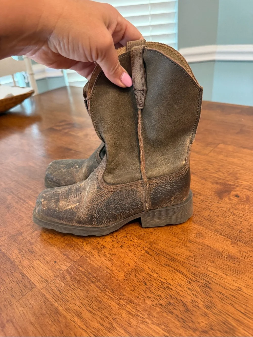Ariat Kids Rambler Distressed Brown Leather Square Toe Cowboy Boots Size 12